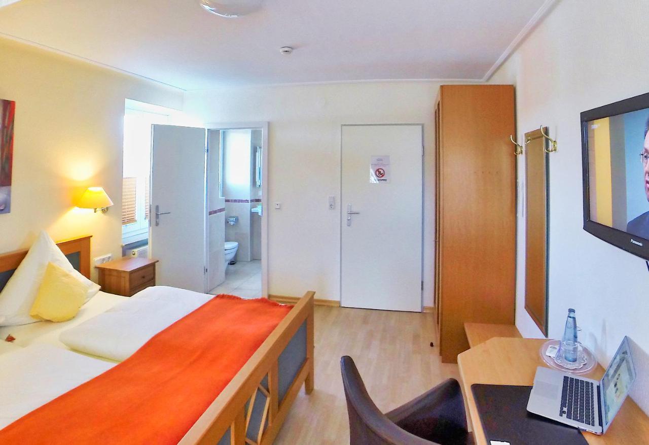 Hotel Maurer Saarwellingen Eksteriør bilde