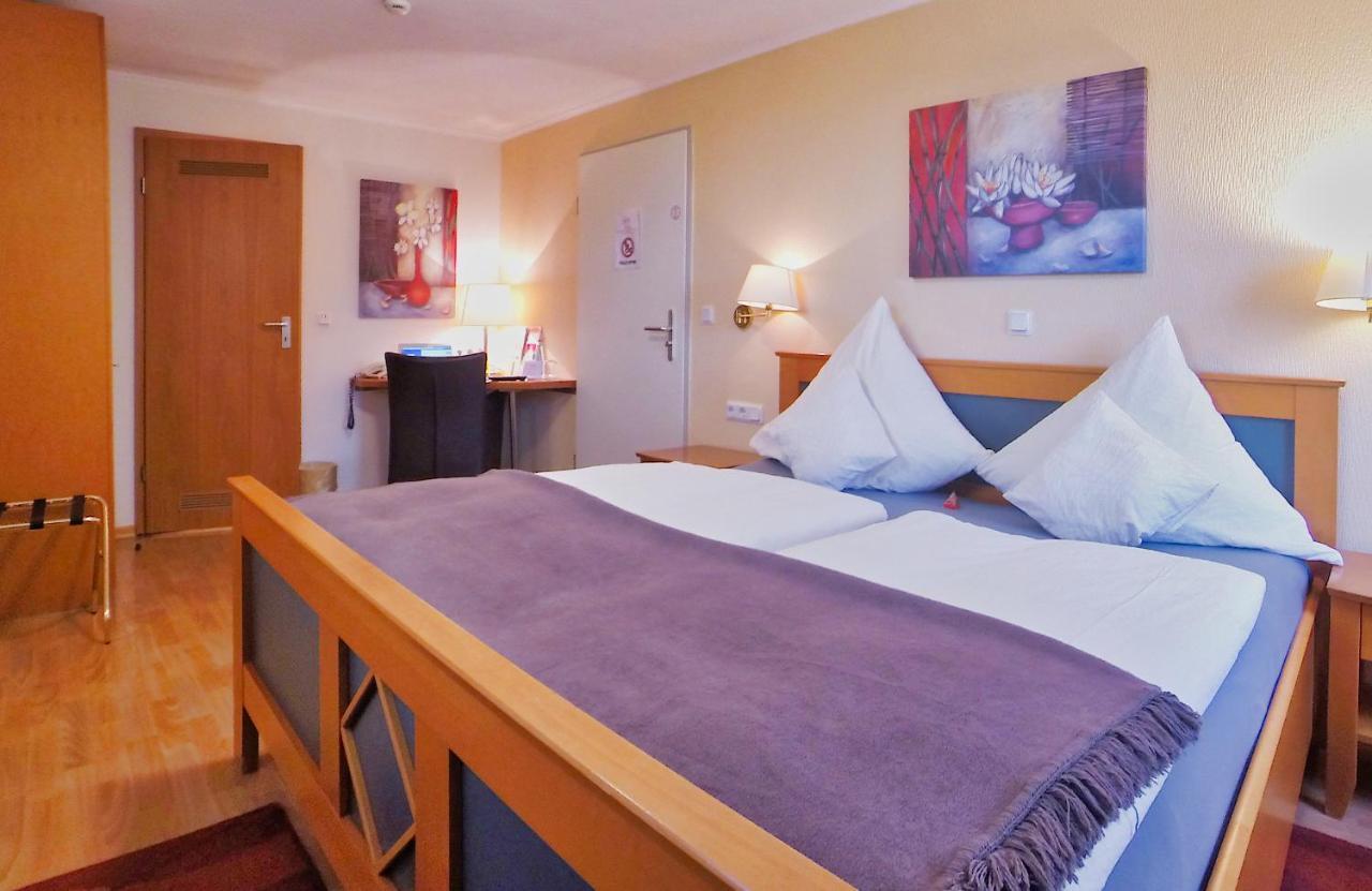 Hotel Maurer Saarwellingen Eksteriør bilde
